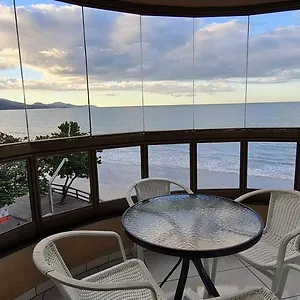  Apartamento Lindo Apto Meia Frente Ao Mar, 6 Pessoas, Alto Padrao Brasil